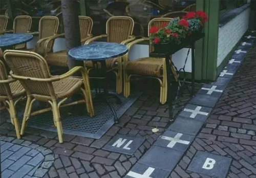 荷兰与比利时共管的边境小城巴勒，分布着世界上最复杂的国界线